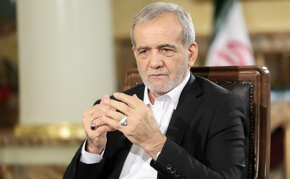 İran Cumhurbaşkanı’ndan Macron görüşmesi sonrası açıklama