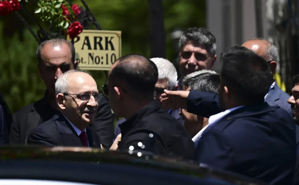 Kılıçdaroğlu: Masum belediye başkanlarımızı kurtaracağız, ama kirliye bulaşanlara da göz yummayacağız