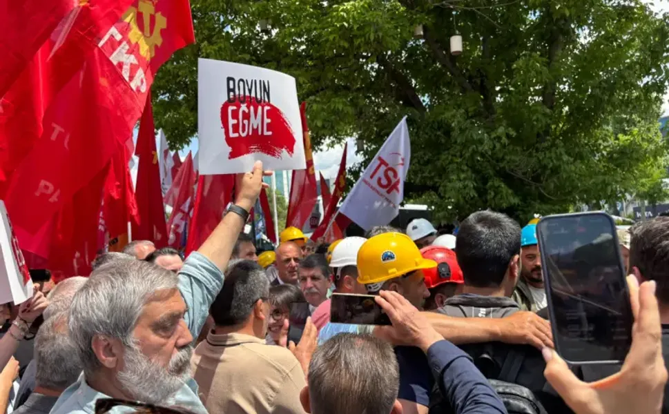 Doruk Madencilik işçilerine yoğun destek: Ödemeler başladı ama hâlâ eksik