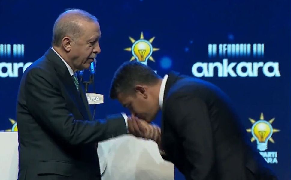 Haymana Belediye Başkanı Levent Koç AK Parti'ye geçti