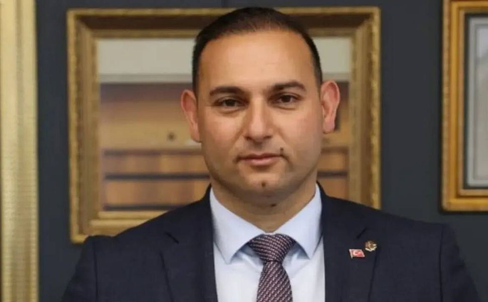 Kilis Belediye Başkanı Hakan Bilecen, Cumhuriyet Halk Partisi'nden istifa etti
