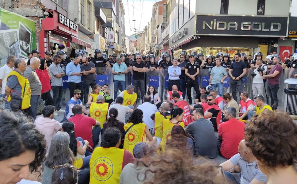 196 akademisyen ve araştırmacıdan destek: Direnen öğretmenlerin yanındayız