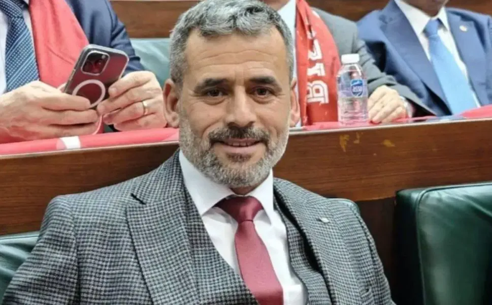 AKP'li Haydarlı Belediye Başkanı Çetinkaya'ya bıçaklı saldırı: Oğlu yaralandı