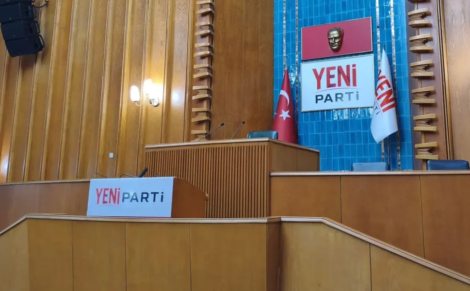 Gökhan Günaydın: 200'ün üzerinde belediye başkanı Yeni Parti'ye katılmak için istifa etti