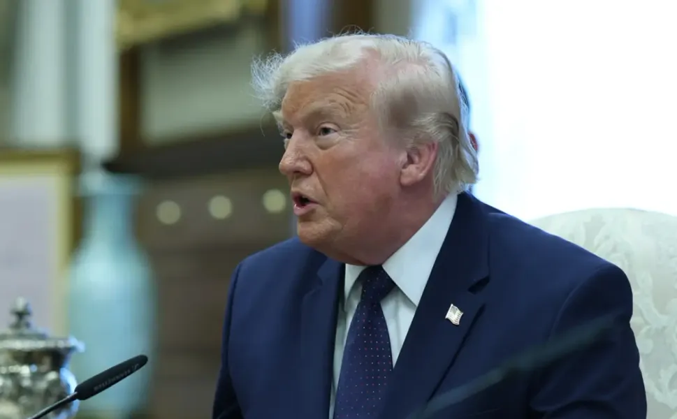 Trump: 'Ordu İran'ı tamamen yok etmeye hazır'