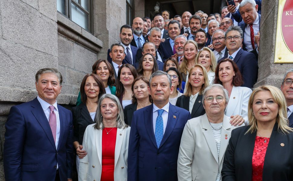 YENİ Parti ilk yönetimini oluşturdu: PM, YDK ve grup başkanvekilleri açıklandı