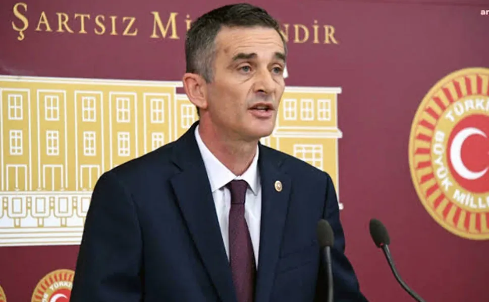Ümit Dikbayır’dan AKP’ye geçiş iddialarına ilişkin açıklama