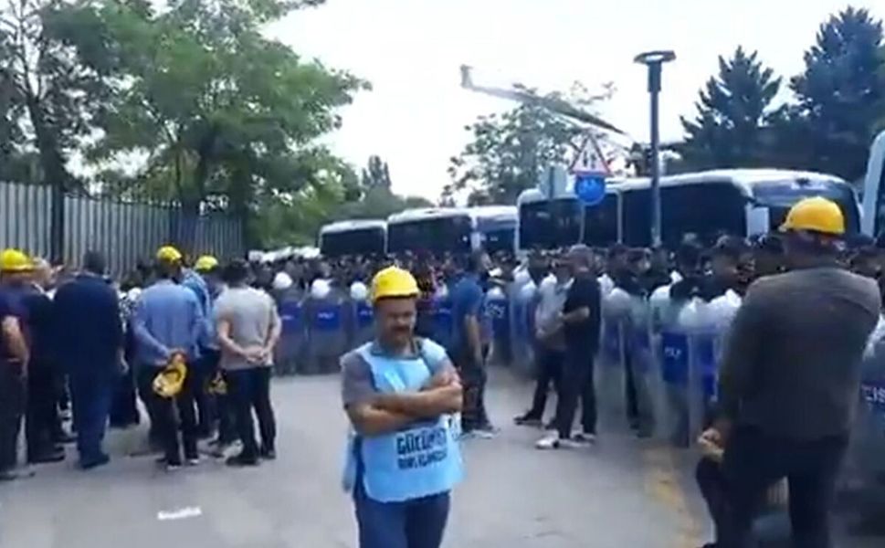 Madenciler yine Enerji Bakanlığı önünde gözaltına alındı