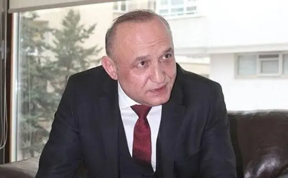 YENİ Parti Milletvekili Melih Meriç’e bıçaklı saldırı: Ameliyata alındı