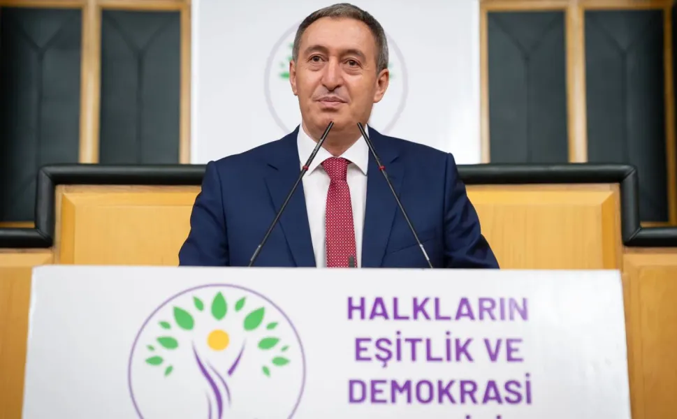 Bakırhan’dan Alevi Aydınlar Bildirgesi'ne tepki: Sokaktan alıp milletvekili yaptığımız isimlerin hangi aydın kimliği var
