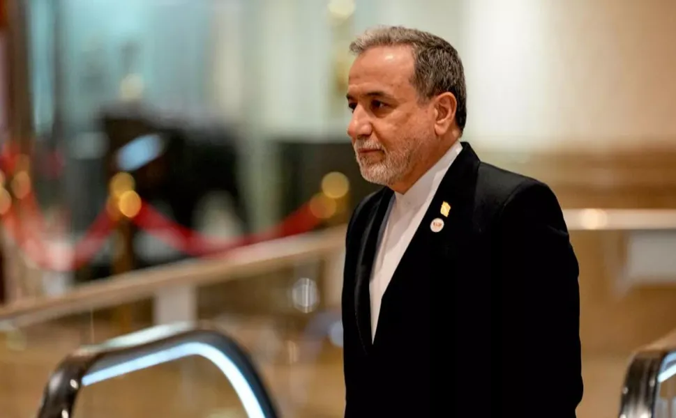Arakçi: Tehditlere boyun eğmeyeceğiz, saldırıya da diplomasiye de hazırız
