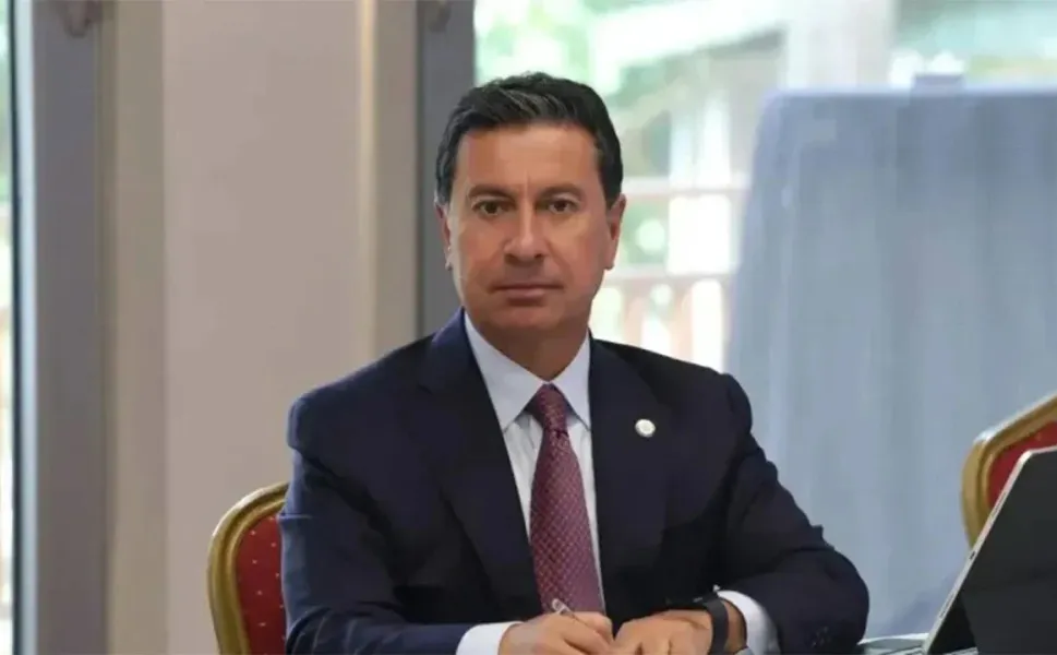 CHP’den istifa eden Ahmet Aras AKP'ye geçecek iddiası