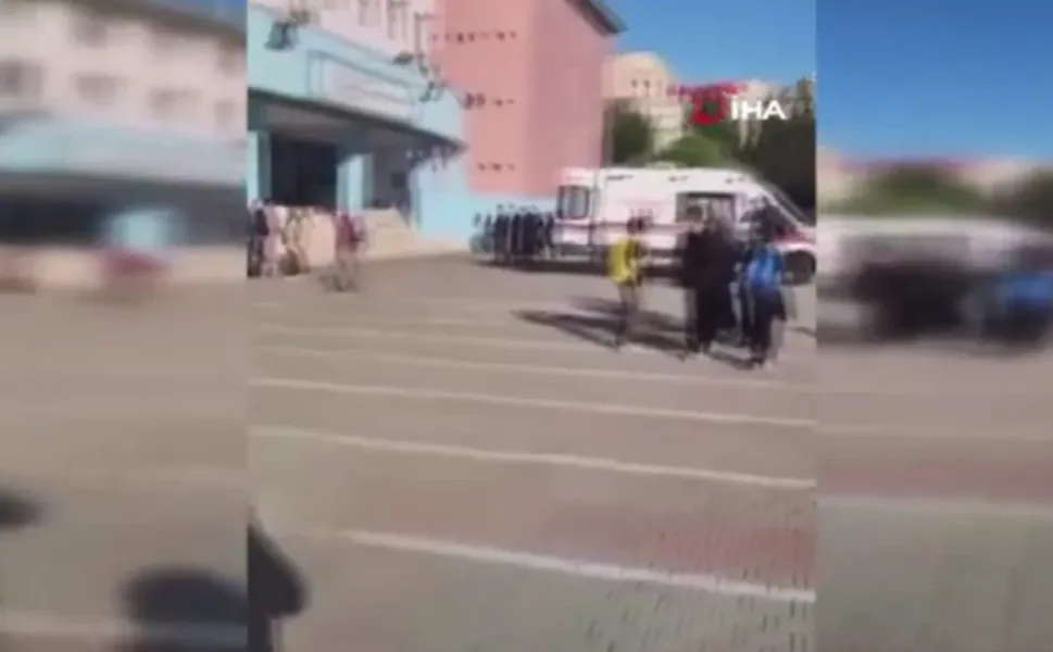Başakşehir'de okulda saldırı: 1 öğrenci hayatını kaybetti, 7 öğrencinin tedavisi sürüyor