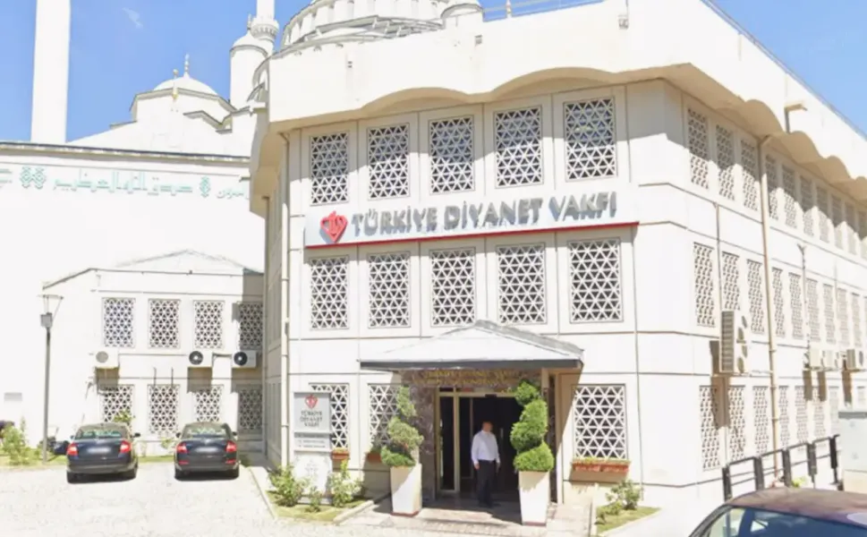 Diyanet Vakfında fon vurgunu depremi: Üç yönetici görevden alındı