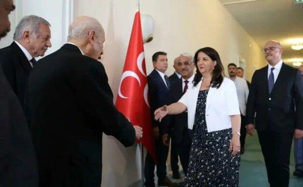 DEM Parti İmralı Heyeti, Devlet Bahçeli ile Meclis’te görüştü