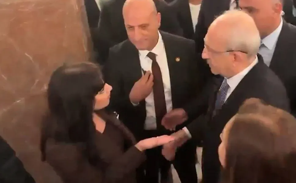 Kılıçdaroğlu'nun korumasından, gazeteci Bala Ateş Irmak'a fiziki müdahale!