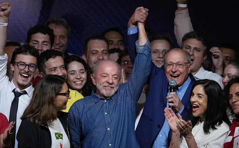 Brezilya’da Lula da Silva kazandı: “Brezilya kimsenin arka bahçesi değildir”