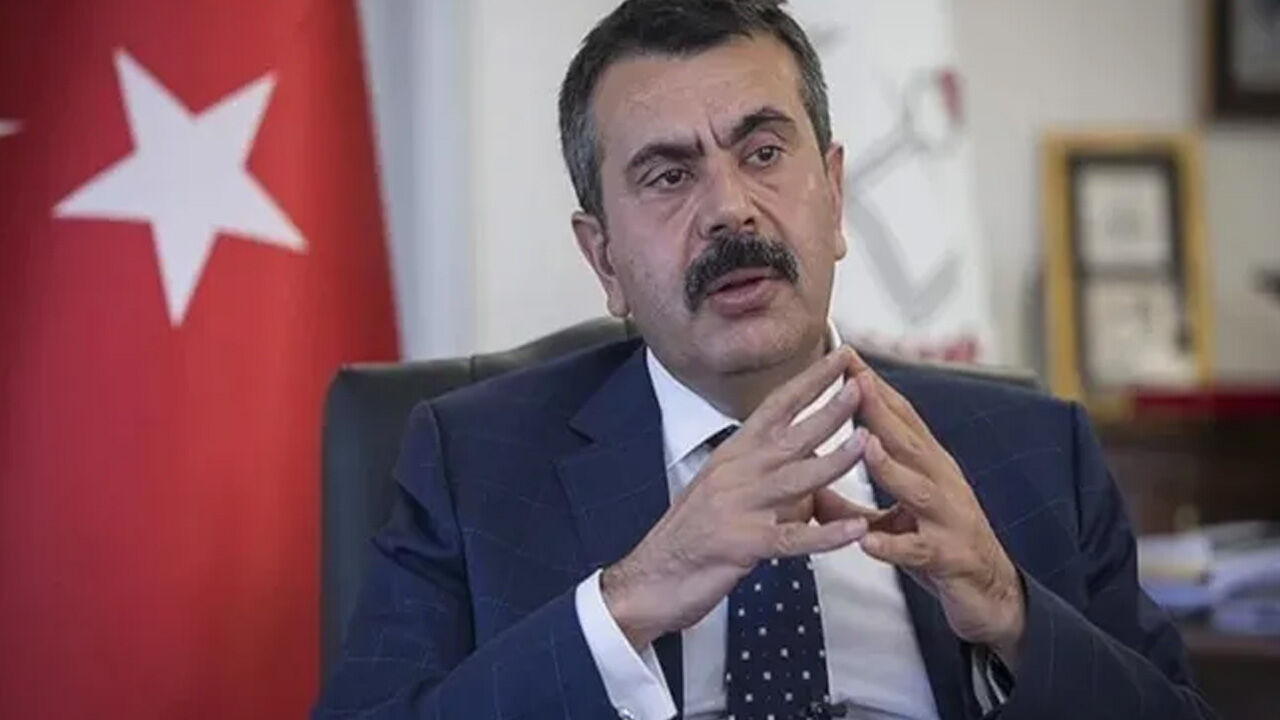 Bakan Tekin'den geri adım: Cemaatle protokol imzalamamız söz konusu değil