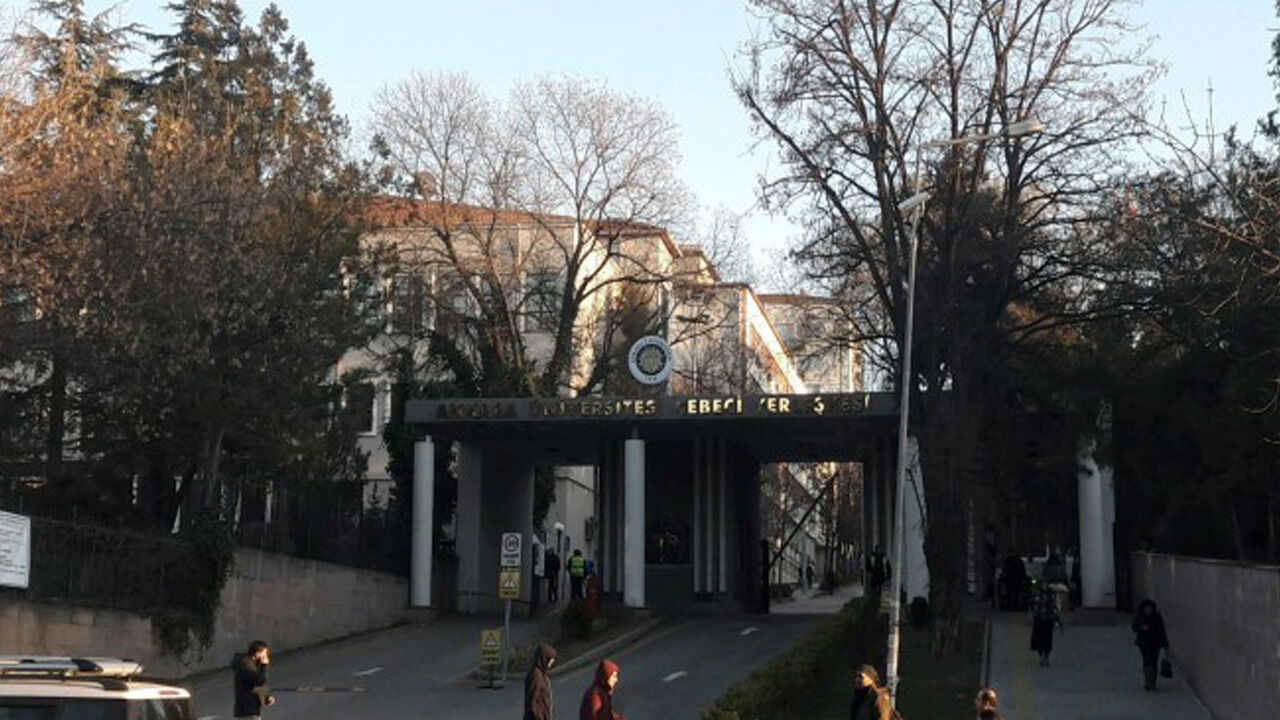 Ankara Üniversitesi’nde öğrencilere saldırı