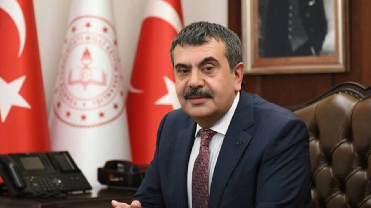 Yusuf Tekin ara tatil kararını açıkladı