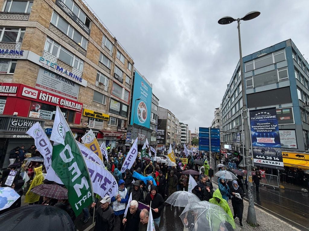 Istanbul Da 1 Mayis Kadikoy De Toplanmalar Basladi 5