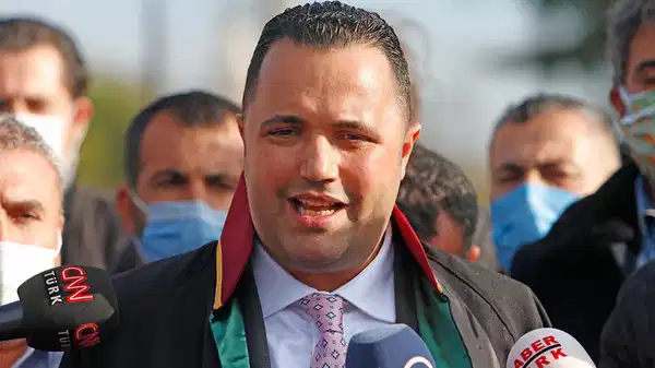 Avukat Rezan Epözdemir'den tutuklanan Cem Küçük'e tepki: "Yüce Allah'ın da bir hesabı var"