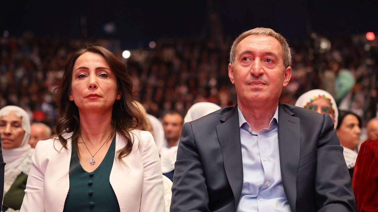Hatimoğulları ve Bakırhan’dan ekonomi gündemi için Meclis çağrısı