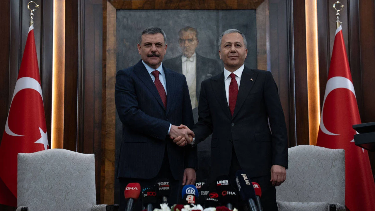 Icisleri Bakanligi Nda Devir Teslim Toreni Duzenlendi 1