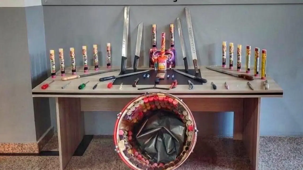 Deplasman otobüsünde cephanelik: 7 Kişiye İşlem