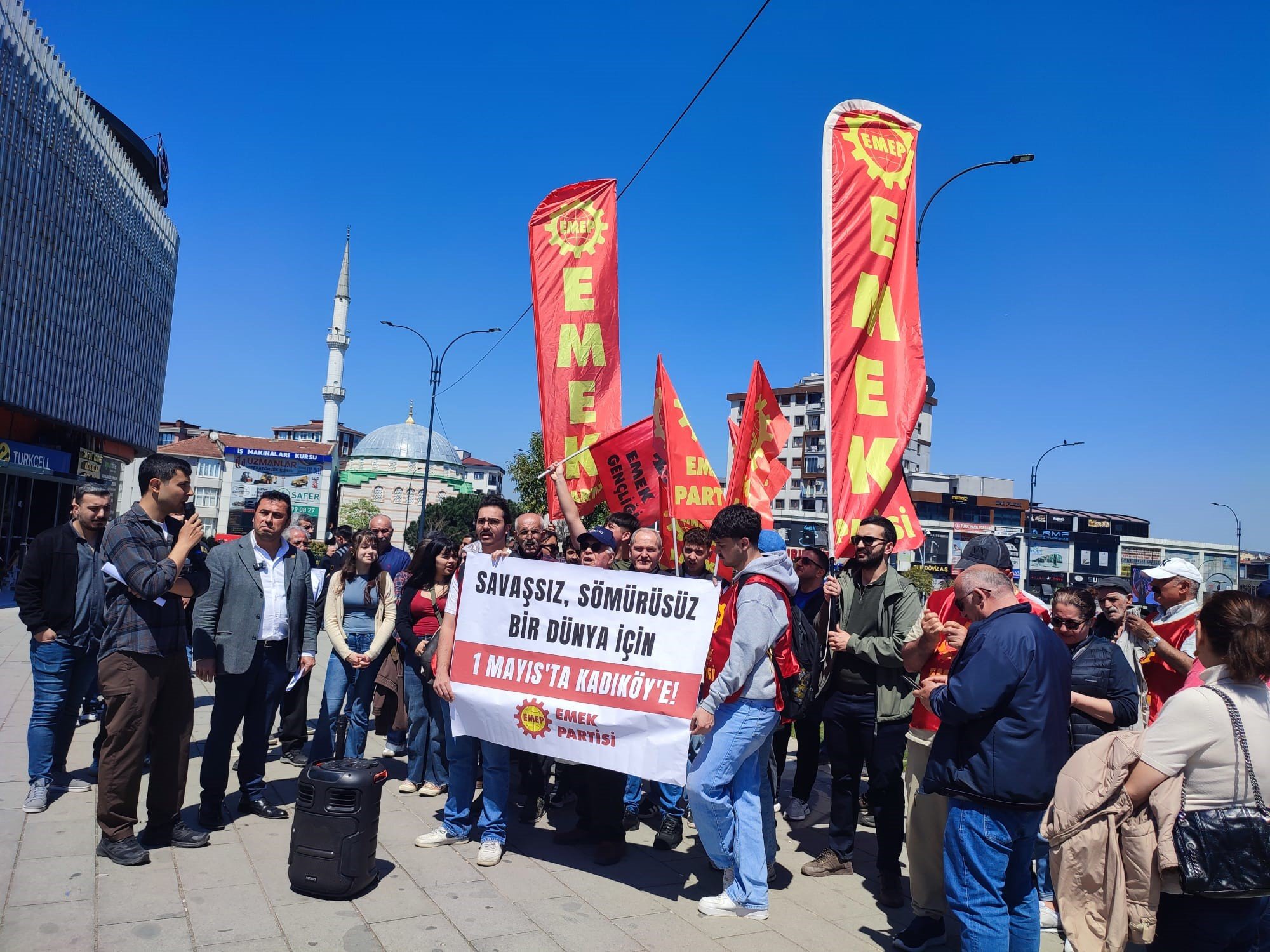 Emek Partisi’nden Dudullu’da 1 Mayıs çağrısı: “Açlık grevindeki madenciler yalnız değildir”