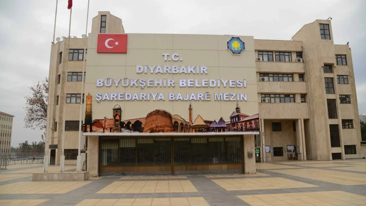 Doğan Hatun’un ardından Diyarbakır Büyükşehir Belediyesi’nde yeni eş başkan belli oldu