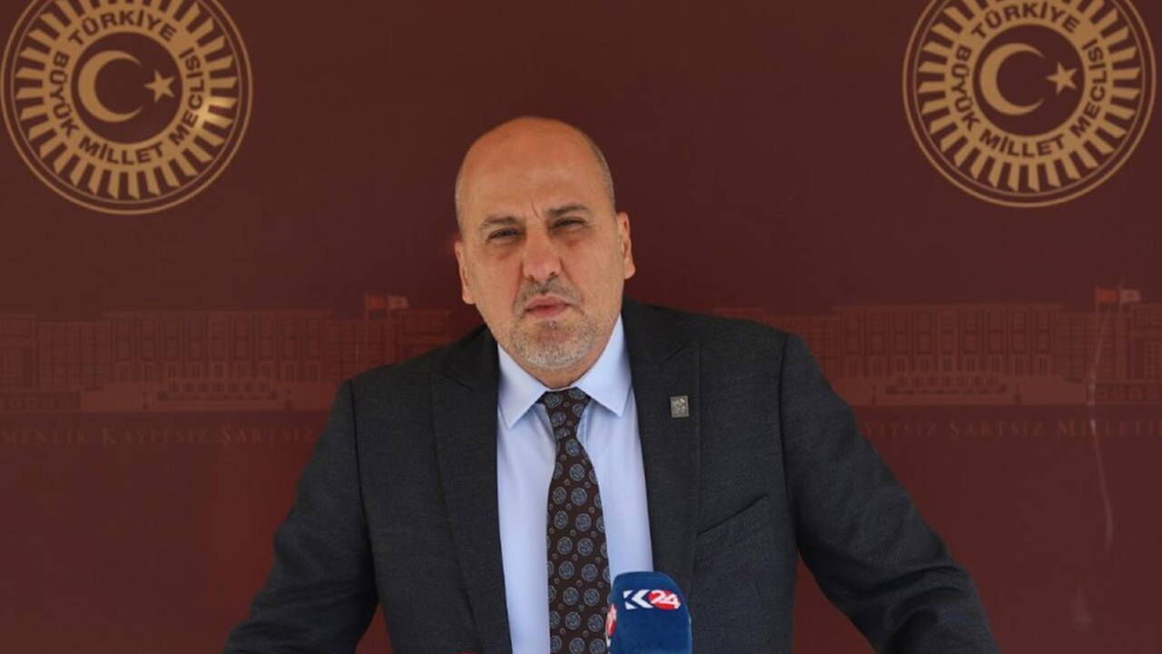 TİP İstanbul Milletvekili Ahmet Şık hastaneye kaldırıldı